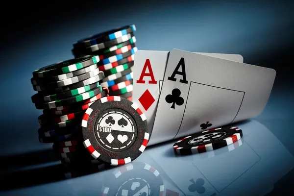 slot100 Live Baccarat Table